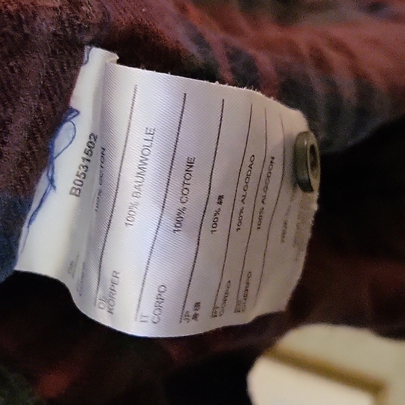 Volcom cotton top and flannel bundle - Picture 7 of 11